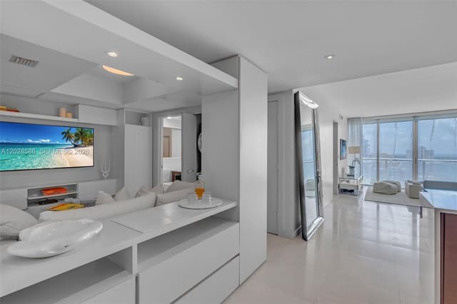 465 Brickell Ave # 2703, Miami FL 33131 - Miami, FL - Photo 2