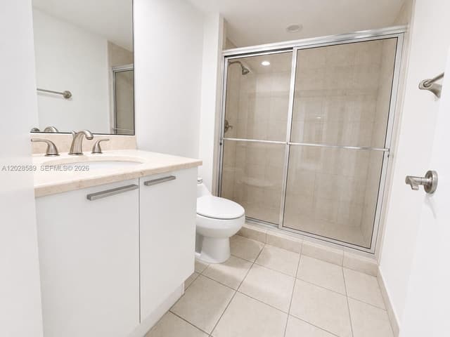 14951 Royal Oaks Ln # 2002, North Miami FL 33181 - North Miami, FL - Photo 7