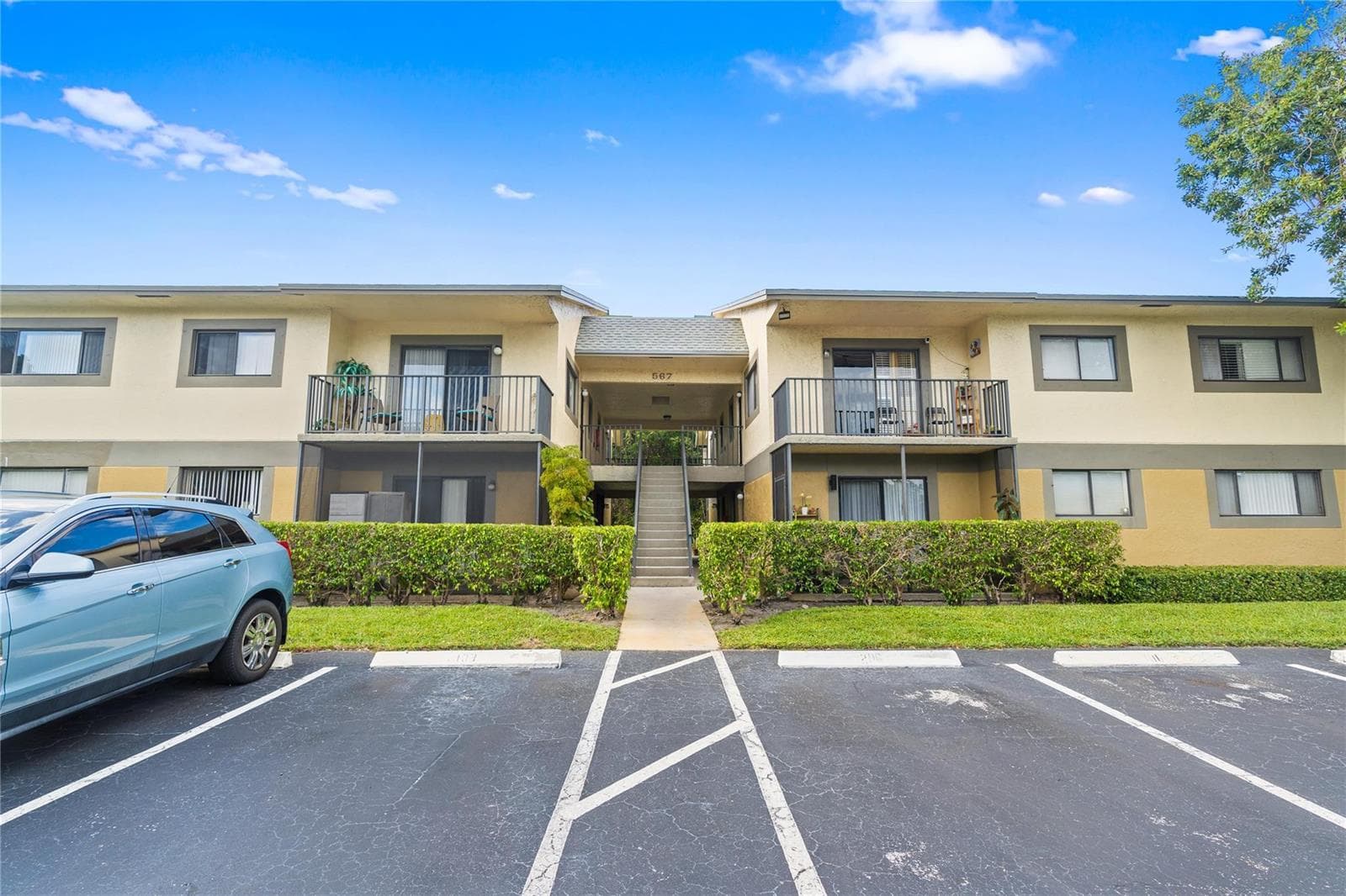 567 Trace Circle # 104, Deerfield Beach FL 33441 - Deerfield Beach, FL - Photo 1