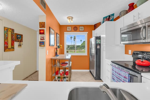 6795 Huntington Lane # 306, Delray Beach FL 33446 - Delray Beach, FL - Photo 6