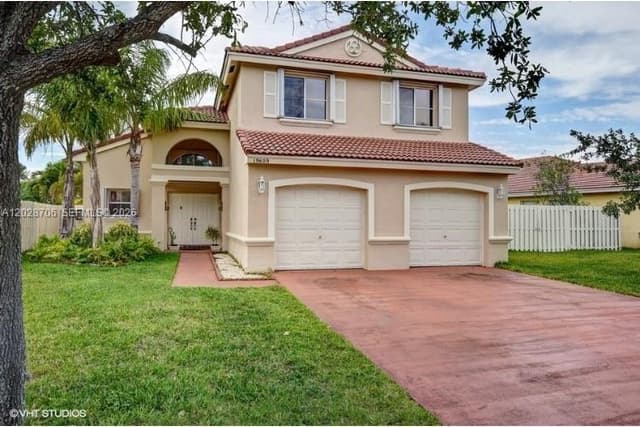 19409 NW 24th Pl, Pembroke Pines FL 33029 - Pembroke Pines, FL - Photo 3