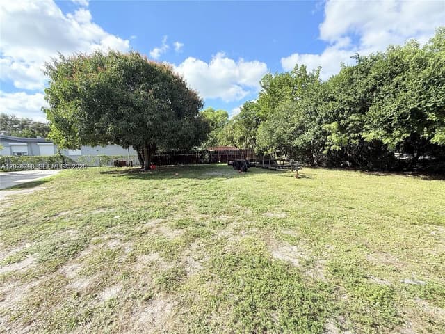 7821 NW 30th St, Davie FL 33024 - Davie, FL - Photo 5