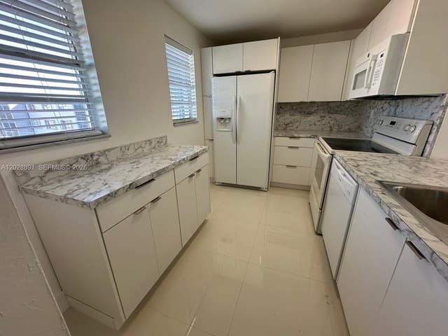14170 SW 84th St # F, Miami FL 33183 - Miami, FL - Photo 7