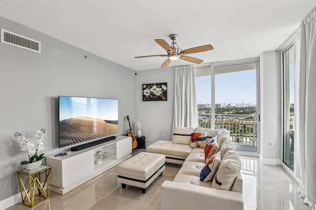 1755 E Hallandale Beach Boulevard, Hallandale Beach FL 33009 - Hallandale Beach, FL - Photo 6