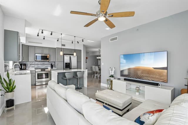 1755 E Hallandale Beach Boulevard, Hallandale Beach FL 33009 - Hallandale Beach, FL - Photo 5