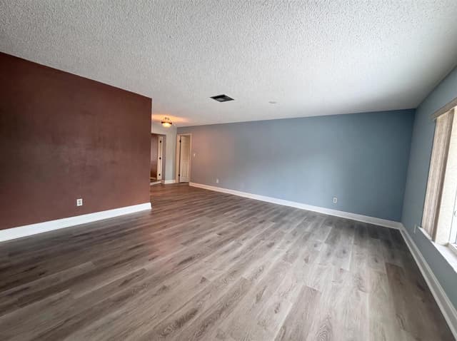 9605 NW 81st, Tamarac FL 33321 - Tamarac, FL - Photo 3