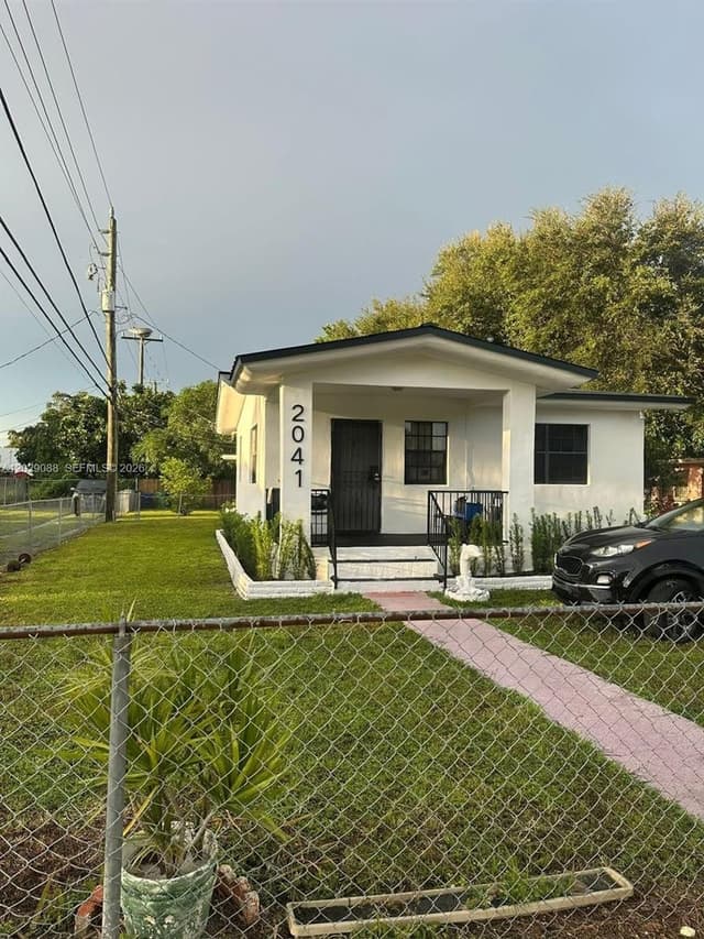 2041 NW 100th St, Miami FL 33147 - Miami, FL - Photo 5