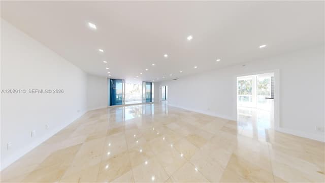 21050 NE 38th Ave # 305, Aventura FL 33180 - Aventura, FL - Photo 4