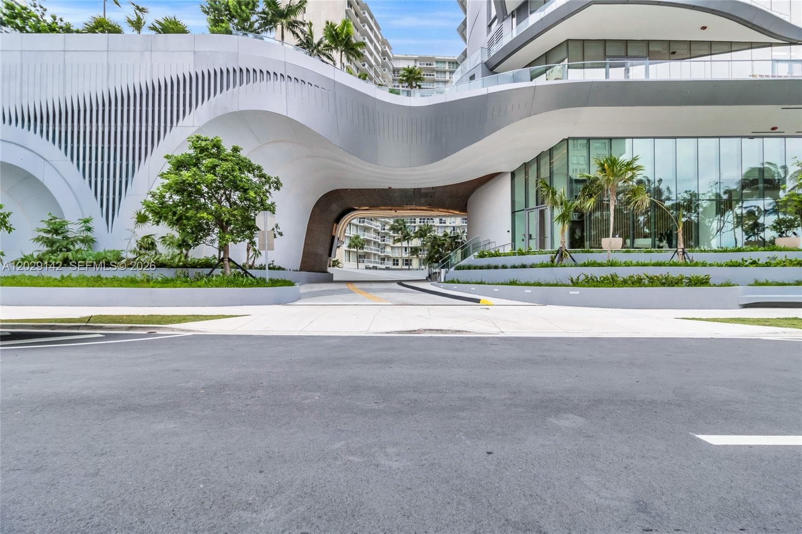 175 SE 25 Rd # 1103, Miami FL 33129