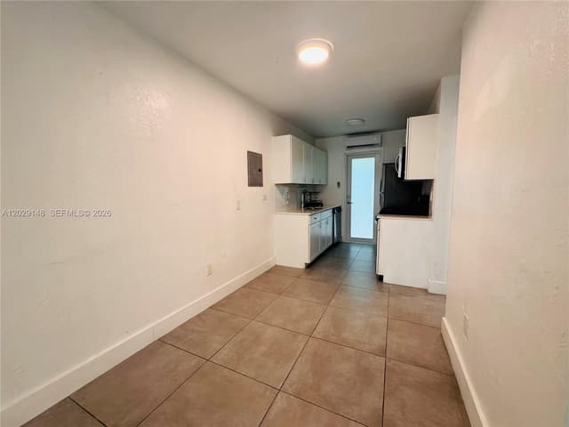 75 Washington Ave # 10, Miami Beach FL 33139 - Miami Beach, FL - Photo 2