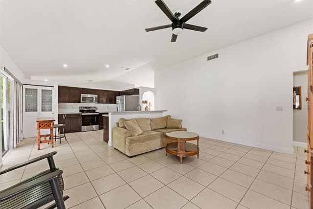 9532 NW 9th Court, Plantation FL 33324 - Plantation, FL - Photo 7