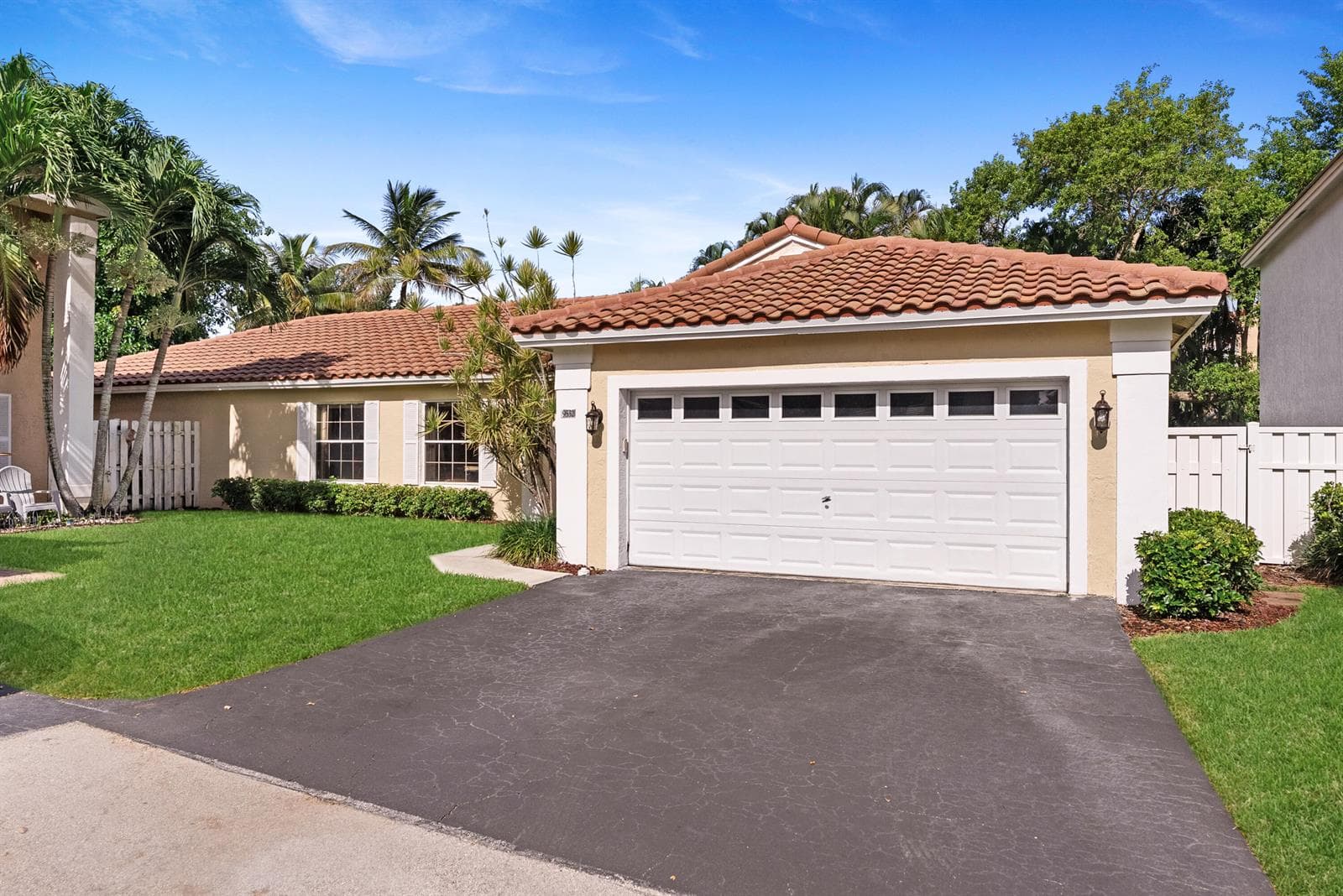 9532 NW 9th Court, Plantation FL 33324 - Plantation, FL - Photo 1