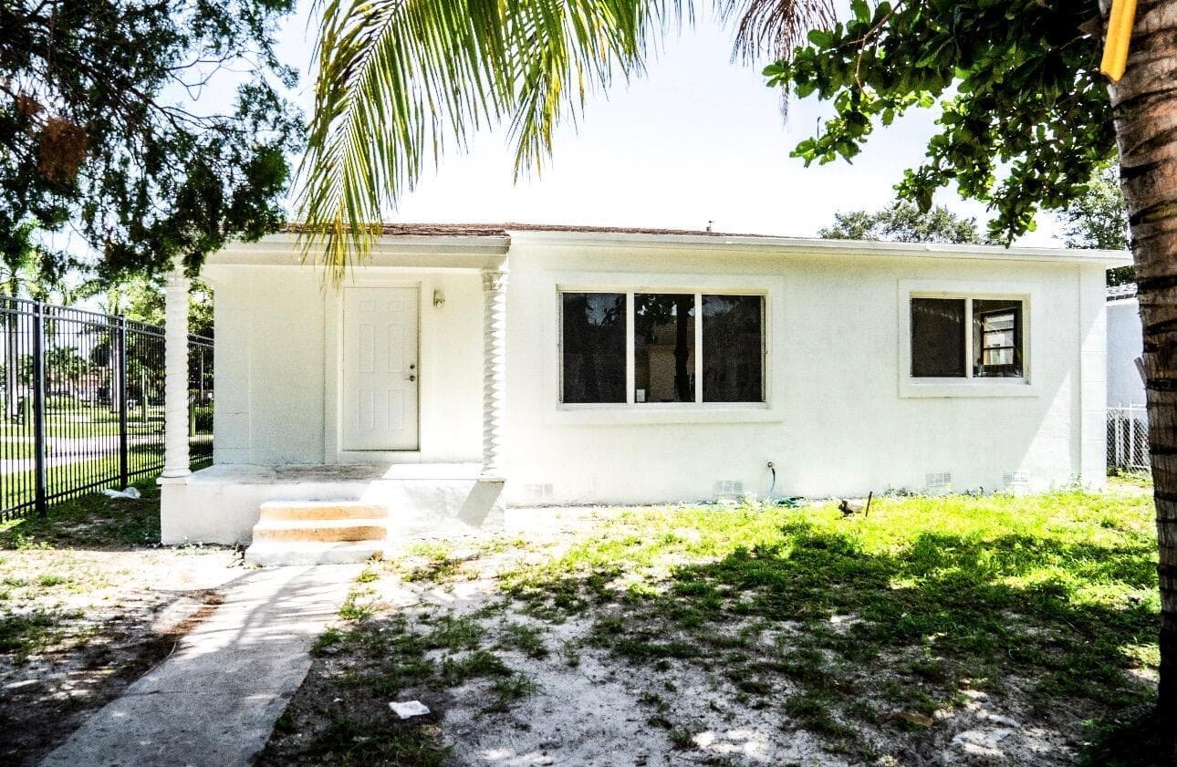 841 NW 116th Terrace, Miami FL 33168