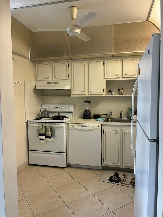 7360 NW 1st Street NW # 208, Margate FL 33063 - Margate, FL - Photo 6