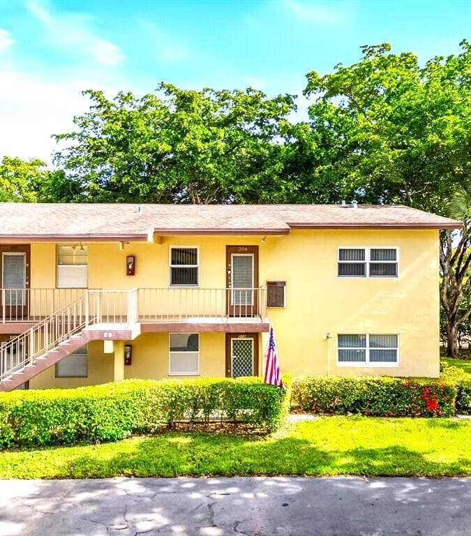 7360 NW 1st Street NW # 208, Margate FL 33063