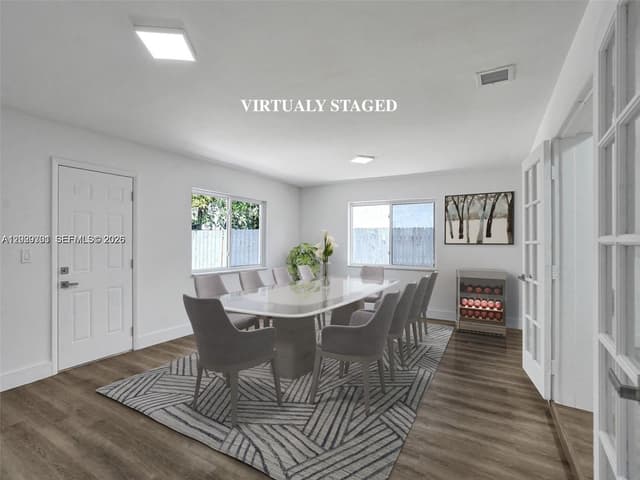 1609 NW 7th Ter, Fort Lauderdale FL 33311 - Fort Lauderdale, FL - Photo 2