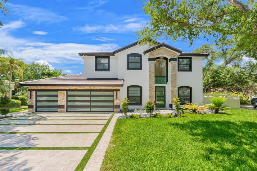 1254 NW 102nd Way, Coral Springs FL 33071