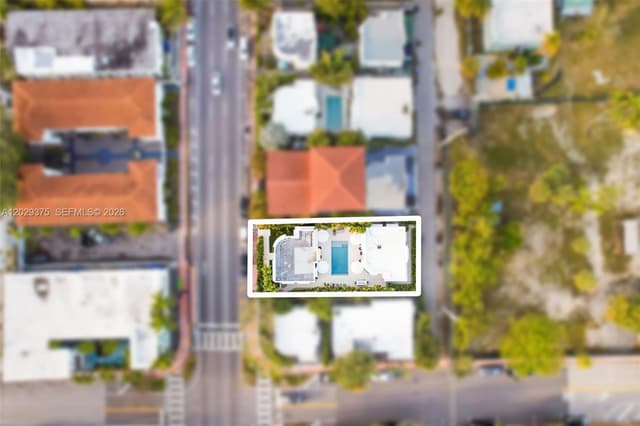 8109 Harding Ave, Miami Beach FL 33141 - Miami Beach, FL - Photo 2