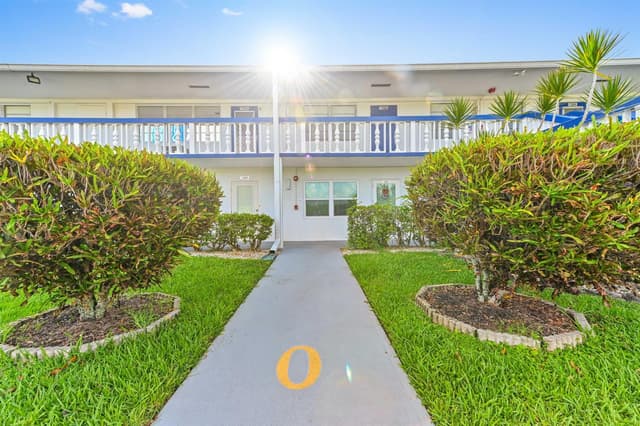 294 Prescott O, Deerfield Beach FL 33442 - Deerfield Beach, FL - Photo 2