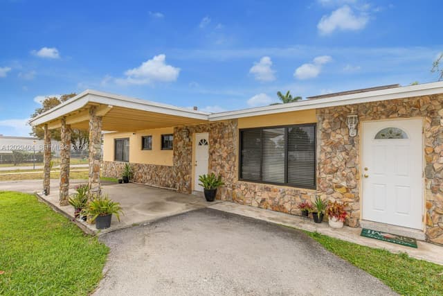 6200 SW 18th St, North Lauderdale FL 33068 - North Lauderdale, FL - Photo 6