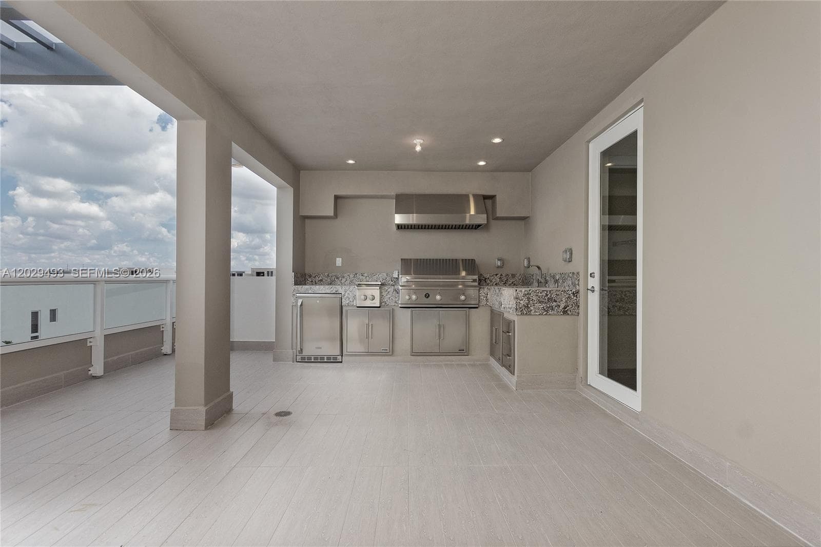 Listing