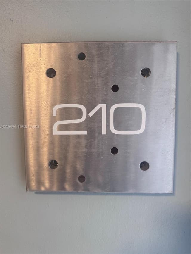 865 Collins Ave # 210, Miami Beach FL 33139 - Miami Beach, FL - Photo 2