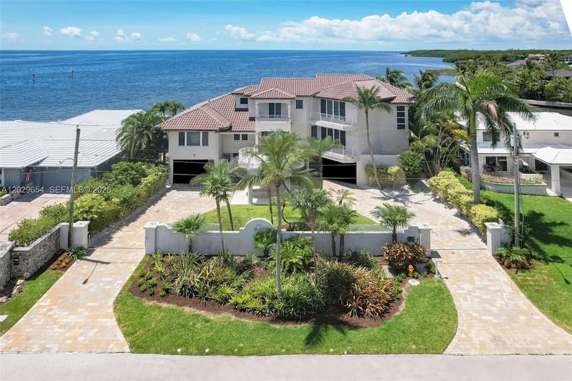 750 Lugo Ave, Coral Gables FL 33156