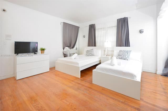 1021 Euclid Ave # 1, Miami Beach FL 33139 - Miami Beach, FL - Photo 3