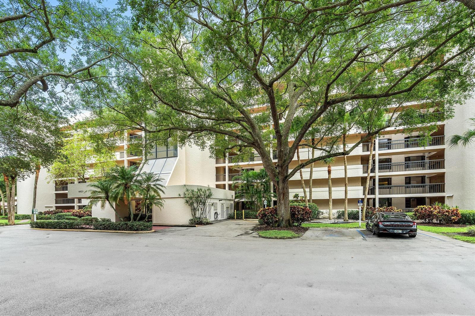 6620 Boca Del Mar Drive Apt 507, Boca Raton FL 33433