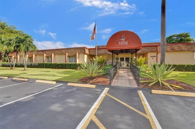 1015 Country Club Drive # 307, Margate FL 33063 - Margate, FL - Photo 5