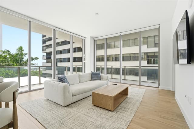 2678 Tigertail Ave # 911, Miami FL 33133 - Miami, FL - Photo 4