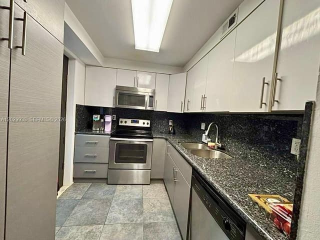 301 Golden Isles Dr # 406, Hallandale Beach FL 33009 - Hallandale Beach, FL - Photo 7