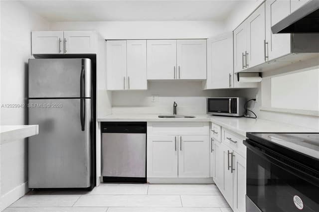 5201 Geneva Way # 211, Doral FL 33166 - Doral, FL - Photo 7