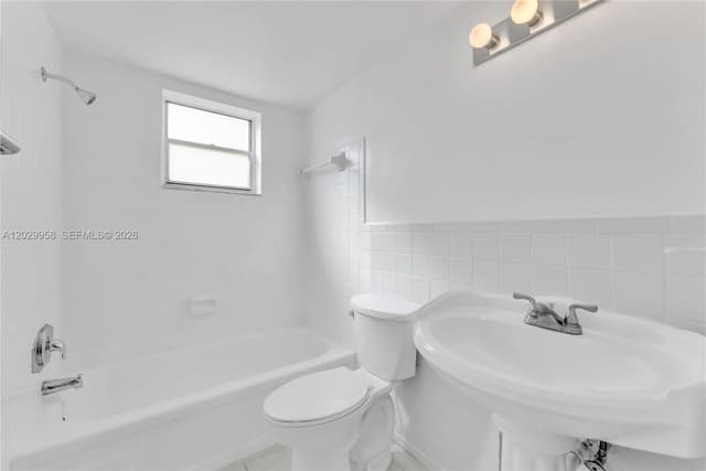 2145 Pierce St # 305, Hollywood FL 33020 - Hollywood, FL - Photo 3