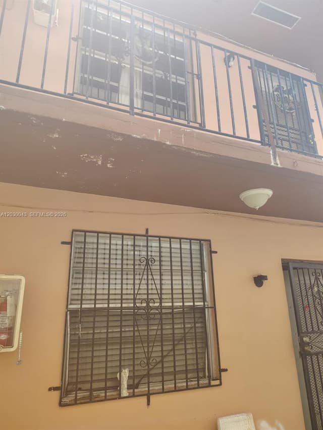 934 SW 3rd St, Miami FL 33130 - Miami, FL - Photo 5