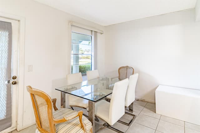 213 Fanshaw F, Boca Raton FL 33434 - Boca Raton, FL - Photo 6