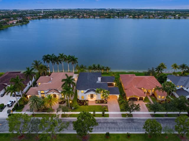 18684 SW 17th Court, Miramar FL 33029 - Miramar, FL - Photo 4