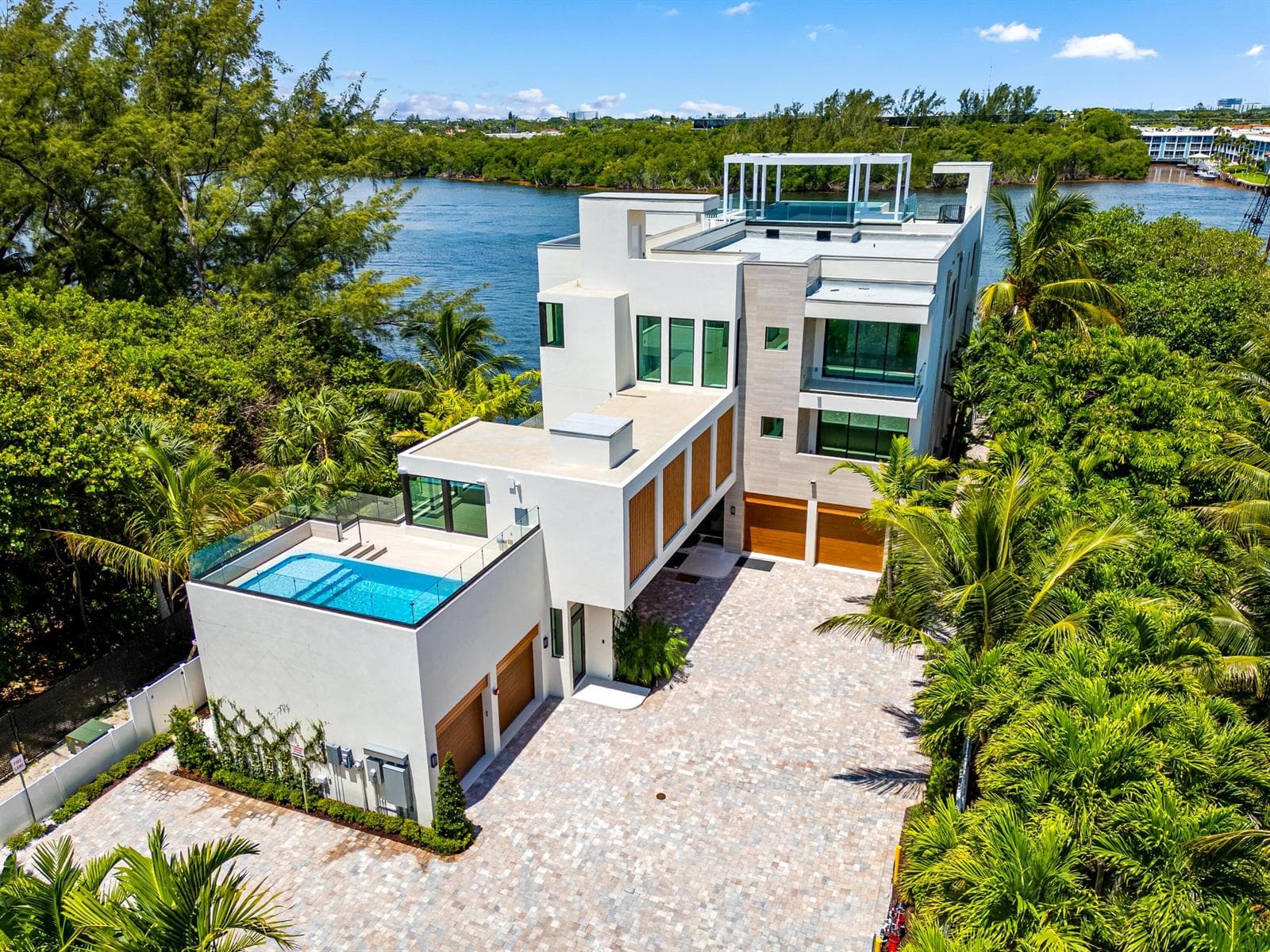900 Lago Mar Lane, Boca Raton FL 33431 - Boca Raton, FL - Photo 1