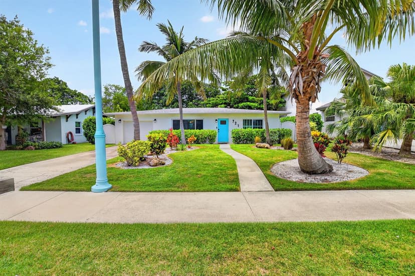 721 NE 8th Avenue, Boynton Beach FL 33435