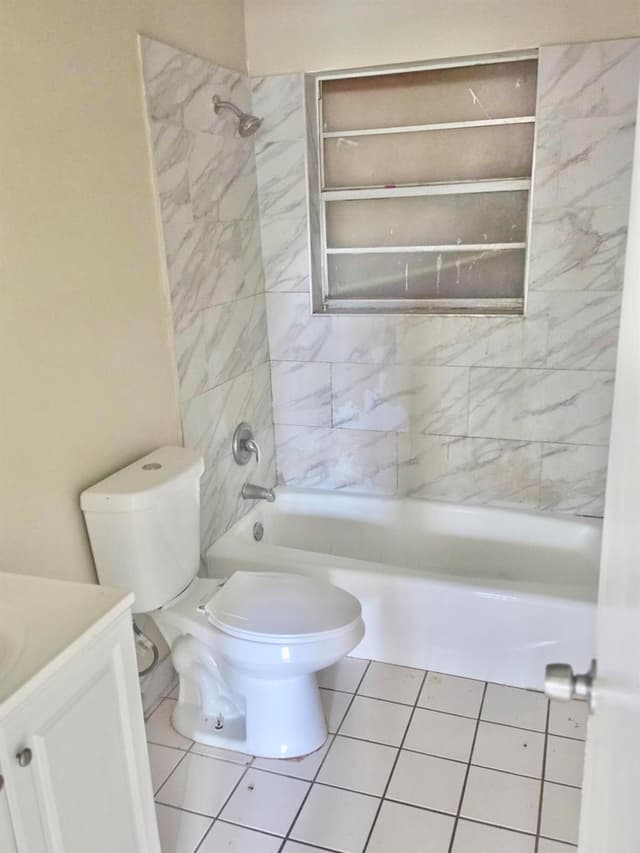 1216 Giller Avenue, Mangonia Park FL 33407 - Mangonia Park, FL - Photo 7