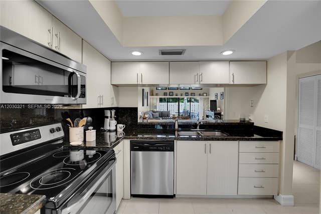 1400 NW 9th Ave # 18, Boca Raton FL 33486 - Boca Raton, FL - Photo 7