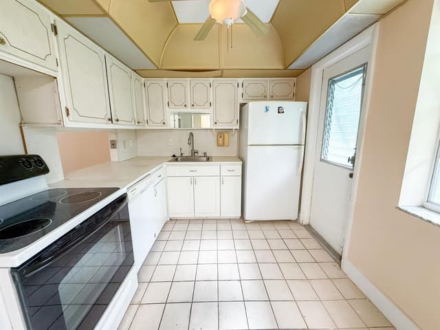 604 NE 2nd Street # 122, Dania Beach FL 33004 - Dania Beach, FL - Photo 3