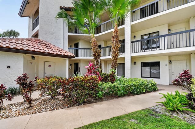 10173 Mangrove Drive # 204, Boynton Beach FL 33437 - Boynton Beach, FL - Photo 4