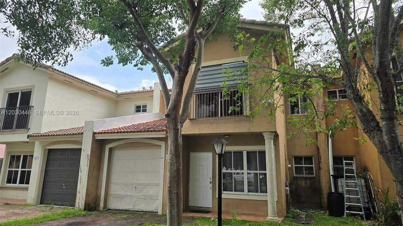 671 SW 10th St, Florida City FL 33034