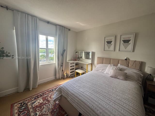 400 Kings Point Dr # 622, Sunny Isles Beach FL 33160 - Sunny Isles Beach, FL - Photo 6