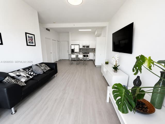234 NE 3rd St # 905, Miami FL 33132 - Miami, FL - Photo 2