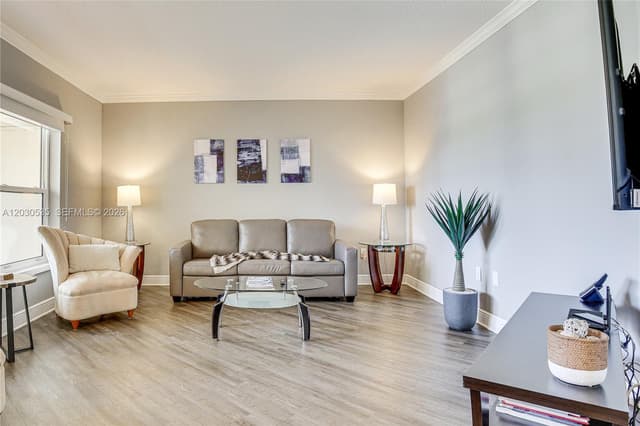 341 N Birch Rd # 315, Fort Lauderdale FL 33304 - Fort Lauderdale, FL - Photo 5