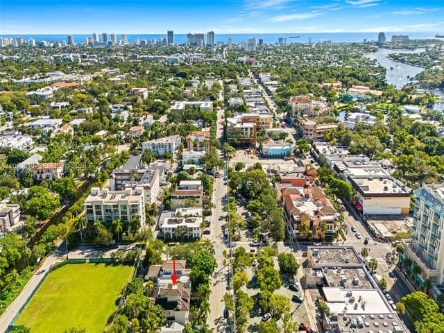821 SE 2nd Ct, Fort Lauderdale FL 33301 - Fort Lauderdale, FL - Photo 6