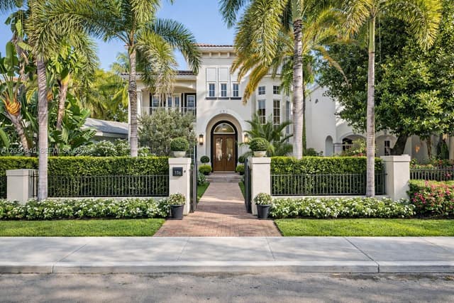 821 SE 2nd Ct, Fort Lauderdale FL 33301 - Fort Lauderdale, FL - Photo 3