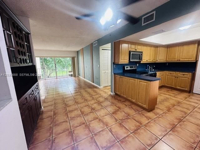 8775 Park Blvd # 309, Miami FL 33172 - Miami, FL - Photo 5